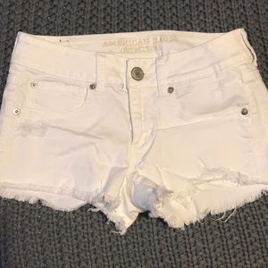 White American eagle shorts